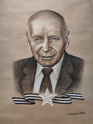 Заболотняя С.М.1986г.р. Ветеран ВОВ Куксин Василий Тимофеевич,1927г.р.,2025г. бумага, уголь, сепия 64,5х44,5 ТХМ-830 Г-206.jpg